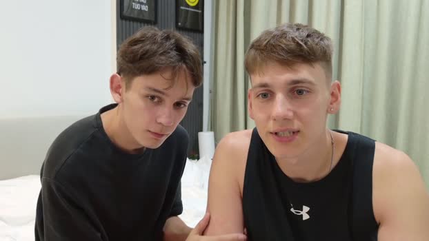 howardkottam 17-10-2025 video kiss