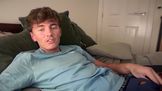 luciancrowe 16-10-2025 video handsome