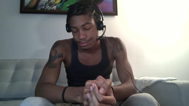 blackbulltitus 18-10-2025 video strip