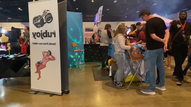 donnybasilisk 18-10-2025 video gay