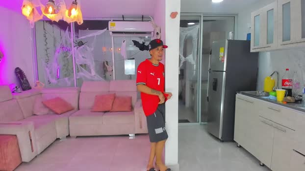 boysdeluxemilitary 21-10-2025 video Pretty