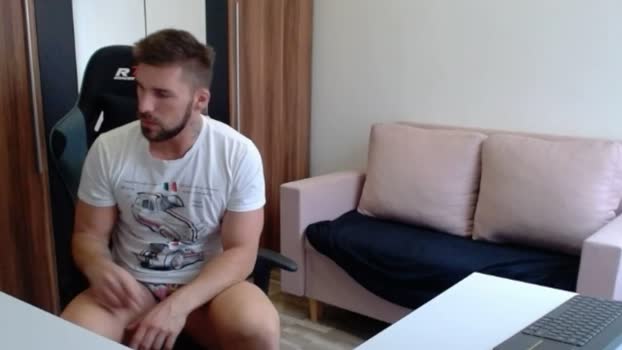 darius_94 21-10-2025 video lick