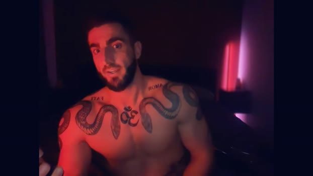 bigsnakeman1995 23-10-2025 video striptease