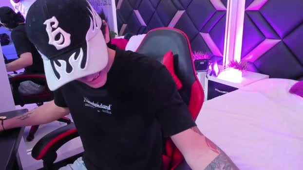 handsomeboys19 23-10-2025 video analsex