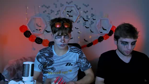 travis_wolf_ 24-10-2025 video jerkoff