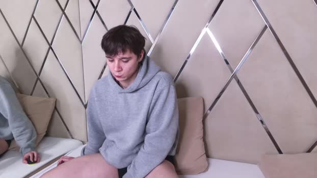 hugebangins_ 26-10-2025 video naked