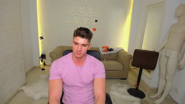 maxkaiden 26-10-2025 video kissing