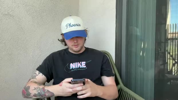 entreporneur 27-10-2025 video spank