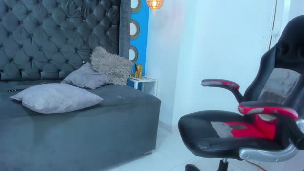 gabito_shellby 28-10-2025 video fingers