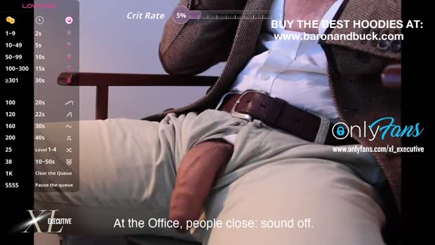 xl_executive 28-10-2025 video kissing