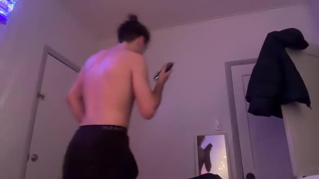 lucca250 30-10-2025 video jerkoff