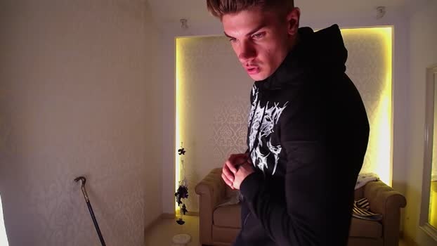 maxkaiden 30-10-2025 video kiss