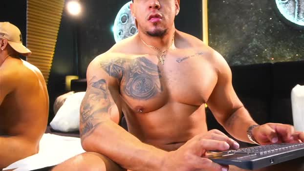 massimowalton2 04-11-2025 video fingering