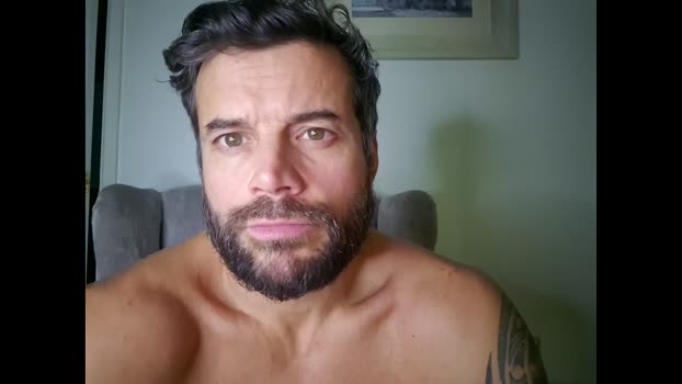 pete_le_meat 04-11-2025 video lick