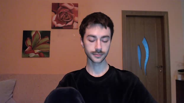 white_sport 05-11-2025 video kiss