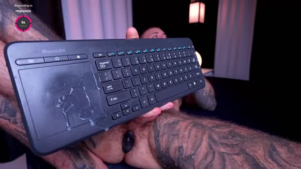 c_o_n_q_u_e_r 10-11-2025 video bigcock