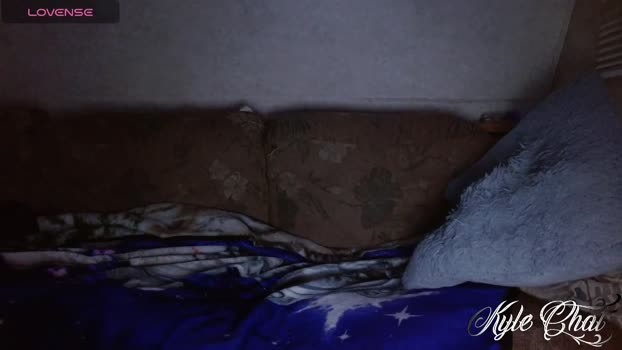 kylechat 12-11-2025 video fingers