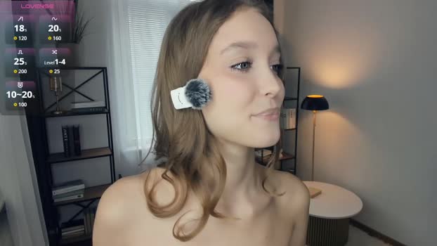 alicemelison Chaturbate Female 13-11-2025