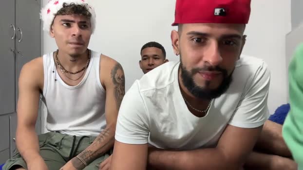 dcollins_ 13-11-2025 video kissing