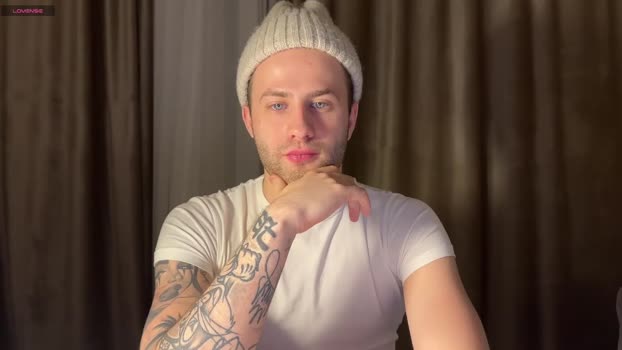 milanasugar 15-11-2025 video kiss