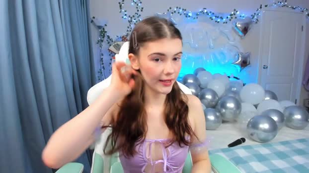 zoey_lane Chaturbate Female 15-11-2025