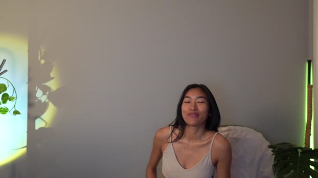 littlemiss_kira Chaturbate Female 16-11-2025