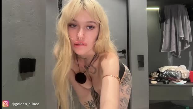 golden_alinee Chaturbate Female 16-11-2025