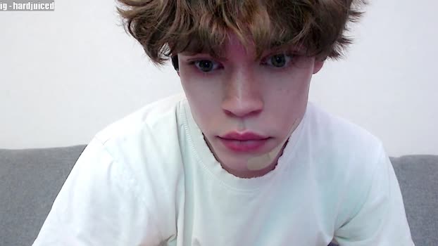 pawclaw 17-11-2025 video strip