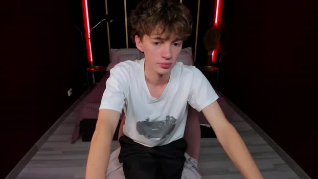 luke_sweet 24-11-2025 video sexymale