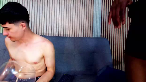 bro_friends 04-12-2025 video fingering