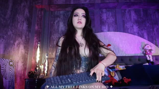 charlotte_germanotta_ Chaturbate Female 05-12-2025