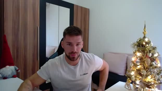 darius_94 06-12-2025 video toys