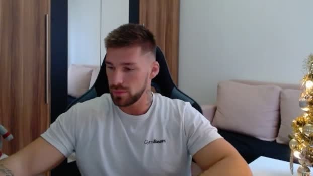 darius_94 06-12-2025 video suck