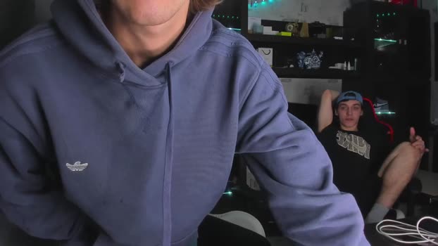 esthetics_boys 06-12-2025 video kiss