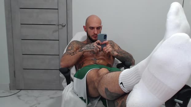 maxi_foxxx 09-12-2025 video naked