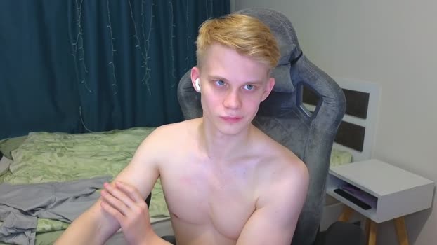 meow_mickey 10-12-2025 video lick