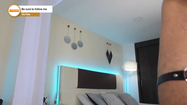 danteestone 13-12-2025 video legs