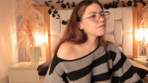 daphne_and_roger Chaturbate Couple 13-12-2025