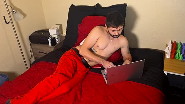 mako4eva 12-12-2025 video suckshow