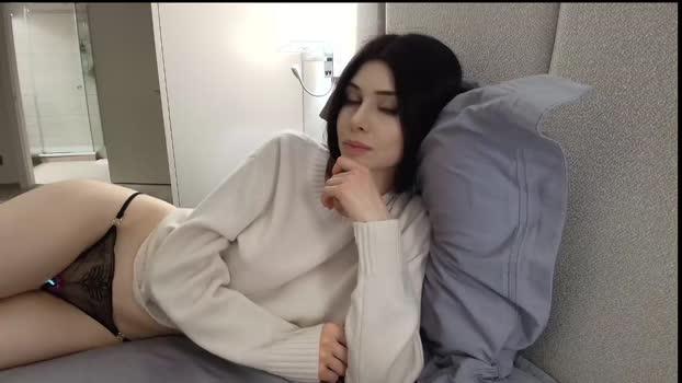 milla_bella Chaturbate Female 21-12-2025
