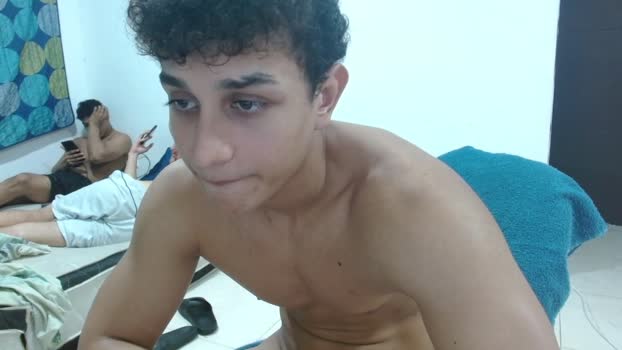 ney_quiroz 21-12-2025 video skinny