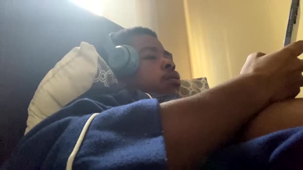 brick280446 22-12-2025 video show