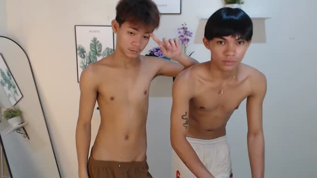 urhotguysanny 22-12-2025 video striptease