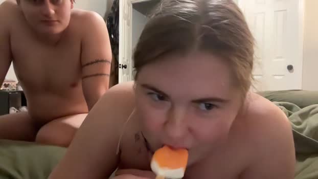 twinfl4m3ss Chaturbate Couple 23-12-2025