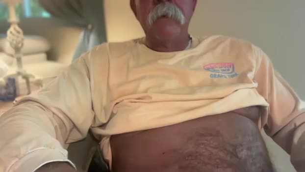 hotriverguy 23-12-2025 video moan