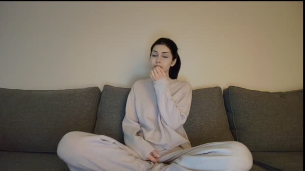 milla_bella Chaturbate Female 24-12-2025