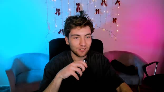 travis_wolf_ 25-12-2025 video suckshow