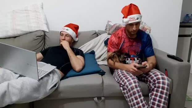 apollobest77 25-12-2025 video kiss