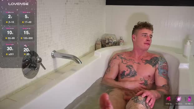 mia_andre 26-12-2025 video kissing