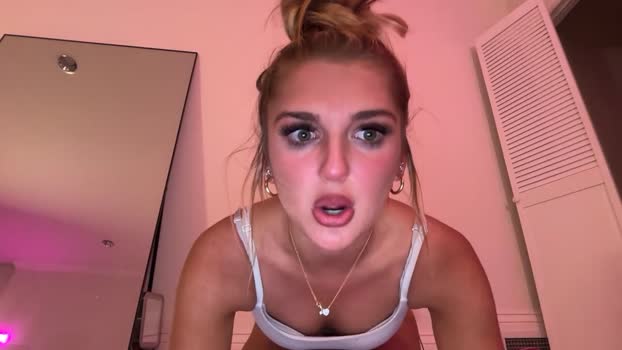 alyssastonee Chaturbate Female 28-12-2025